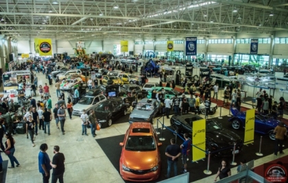 Old & Low Car Curitiba apresenta exposição de carros de todas as culturas automotivas
