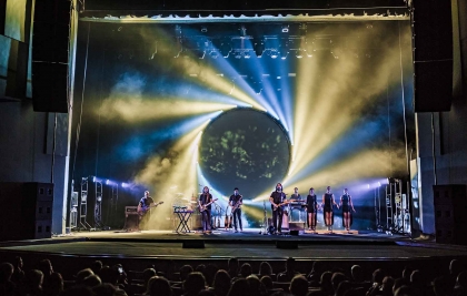 Teatro Positivo recebe neste domingo a turnê ‘Animals Tour 2019’ da Atom Pink Floyd Tribute 
